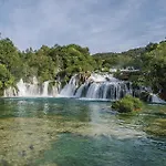 Pet Friendly In With Wifi Lejlighed Šibenik