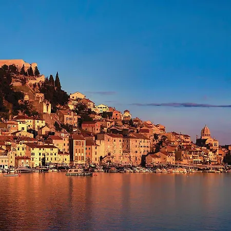 Apartment Amazing In With Kitchen Sibenik