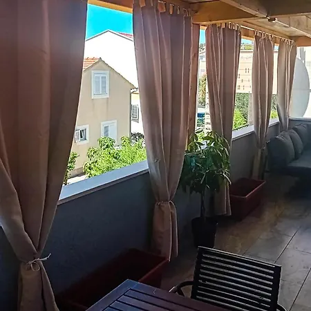 Pet Friendly In With Wifi Daire