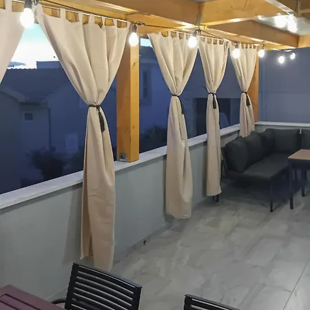 Pet Friendly In With Wifi Daire *